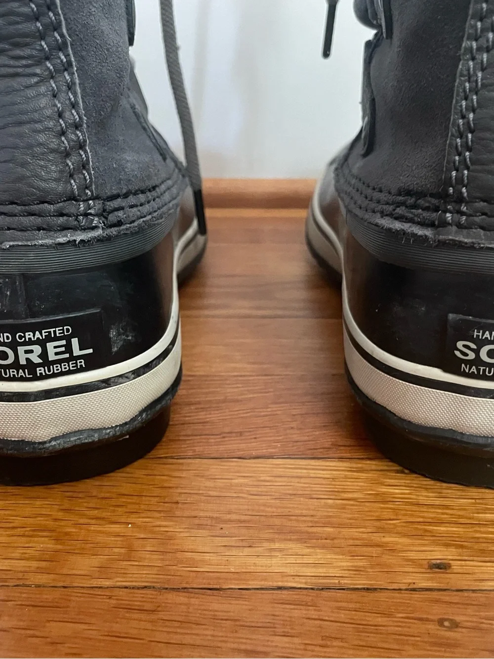 Sorel JOAN OF ARCTIC Women's Waterproof Snow Boot Genuine Suede Shearling Size 7